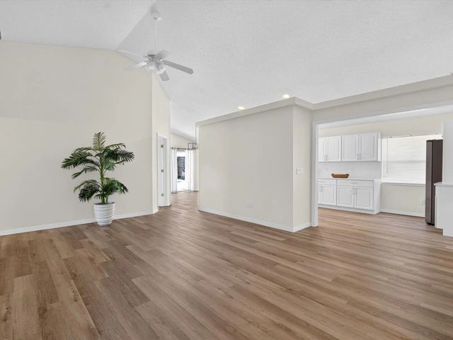 3 of 24 - 459 Halstead Drive, Davenport, FL