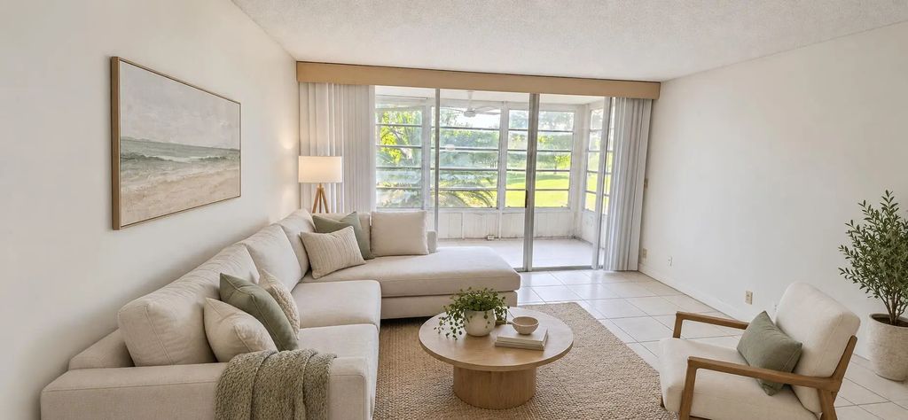 8320 Sands Point Boulevard #m207, Tamarac