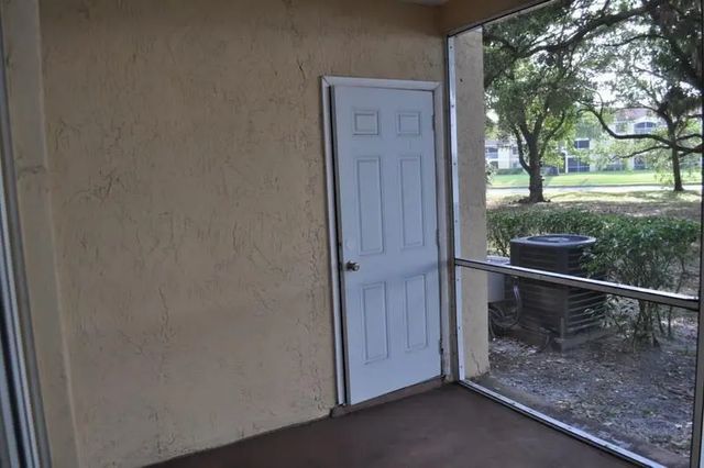 3 of 5 - 2465 Nw 33rd Street #1506, Oakland Park, FL