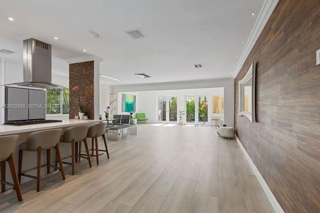4 of 24 - 7505 Mutiny Avenue, North Bay Village, FL