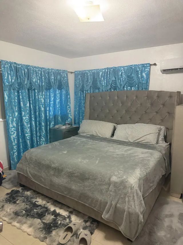 4 of 6 - 15100 Ne 13th Avenue, North Miami Beach, FL