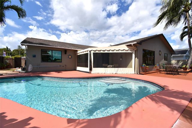 5 of 60 - 4148 Nw 19th Terrace, Oakland Park, FL