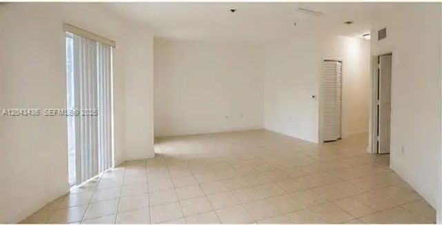 5 of 7 - 2014 Shoma Drive #173, Royal Palm Beach, FL