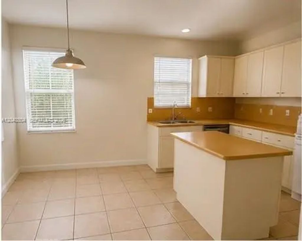 2150 Shoma Drive #226, Royal Palm Beach