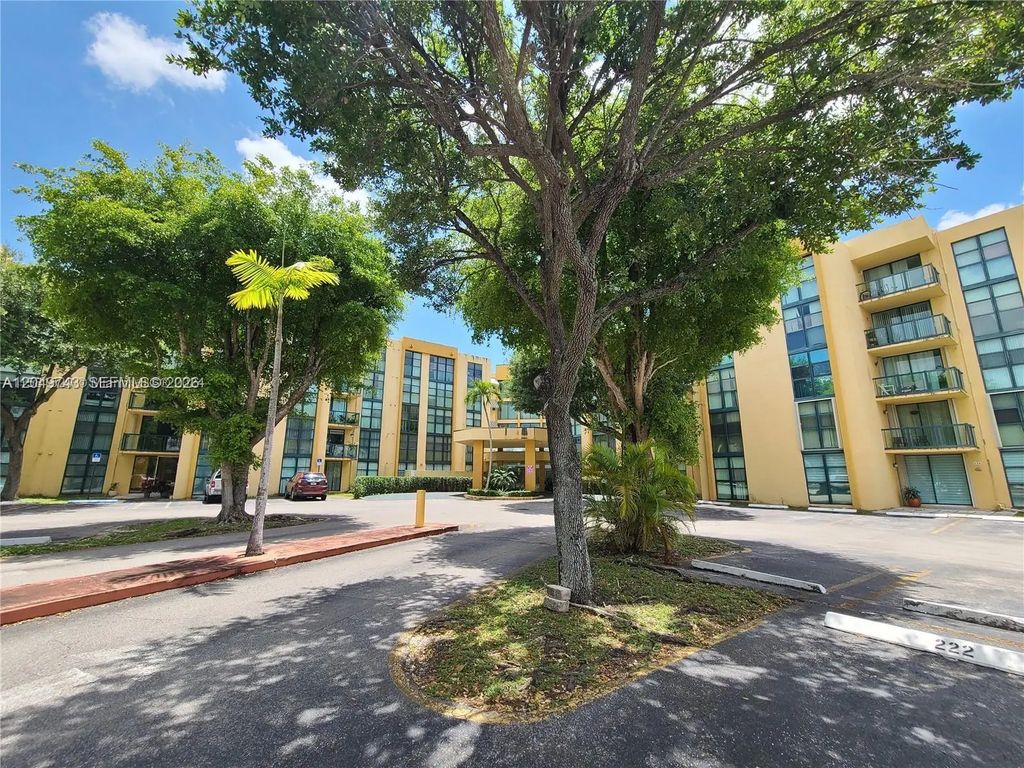 11800 Sw 18th Street #512-4, Miami