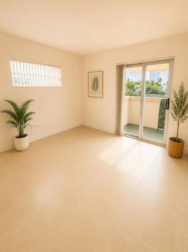 680 Miller Drive #w405, Miami Springs