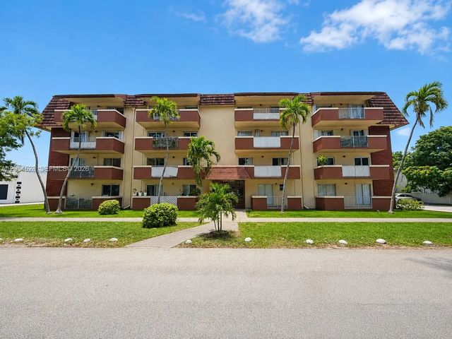 3 of 20 - 680 Miller Drive #w405, Miami Springs, FL
