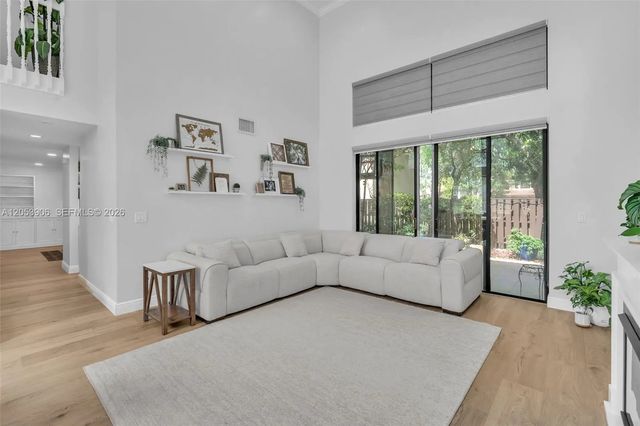 3 of 37 - 1651 Nw 104th Avenue, Plantation, FL