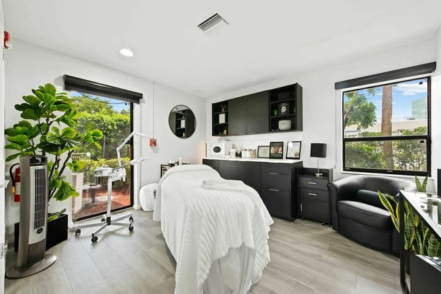 875 Meadows Road #314/315, Boca Raton