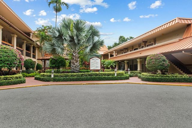 2 of 26 - 875 Meadows Road #314/315, Boca Raton, FL