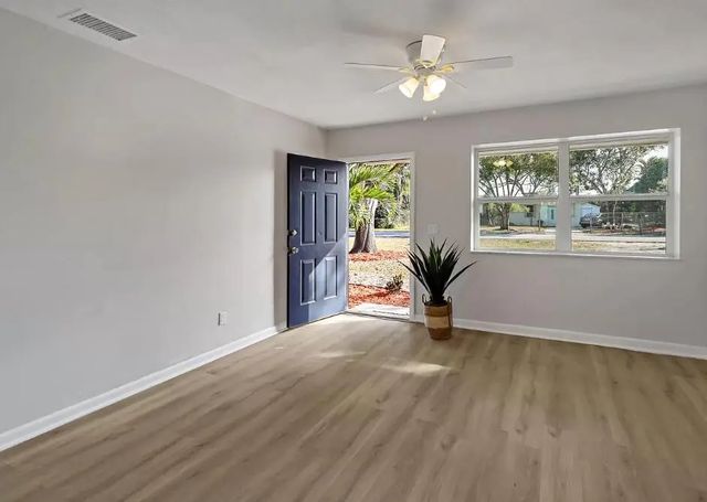 4 of 19 - 4535 38th Court, Vero Beach, FL
