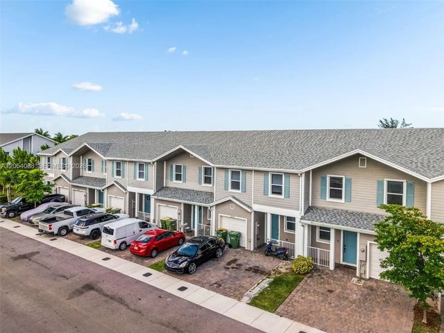 2 of 31 - 1871 Se 9th Terrace, Homestead, FL