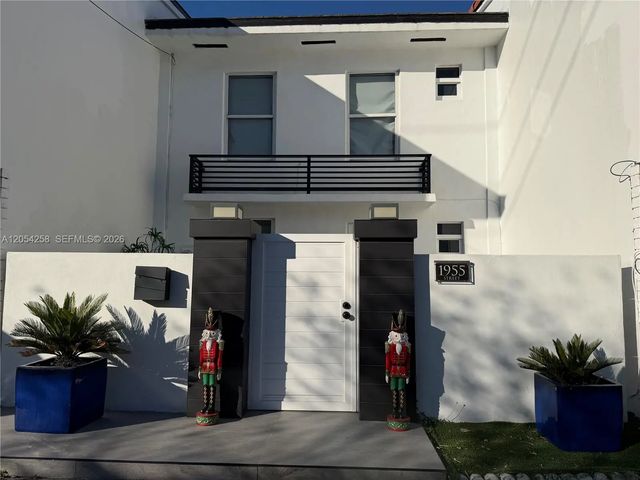 1955 Ne 123rd Street, North Miami