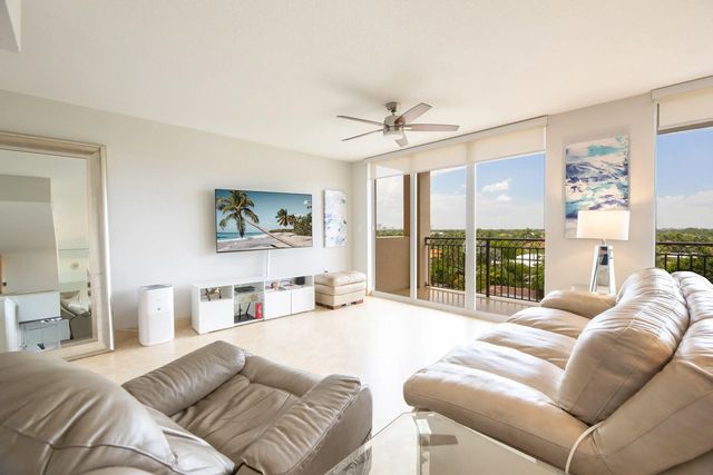 5 of 17 - 2001 N Ocean Boulevard #603, Fort Lauderdale, FL