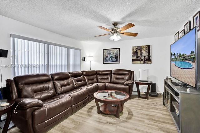 5 of 53 - 208 Greenbrier C #208, West Palm Beach, FL