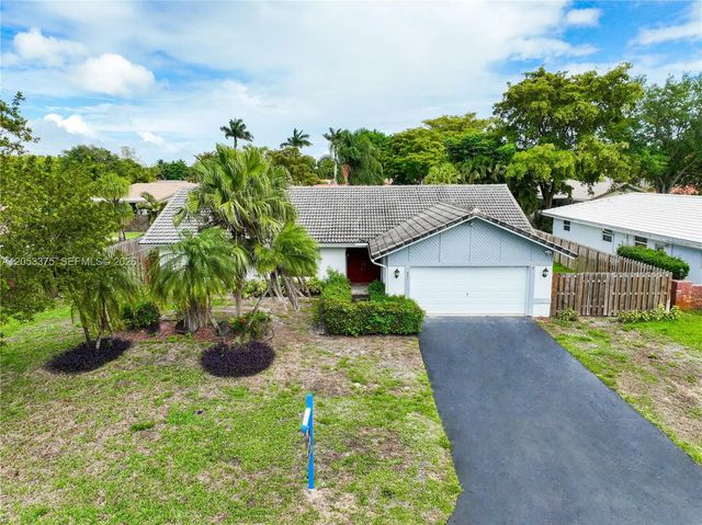 251 Nw 92nd Avenue, Coral Springs