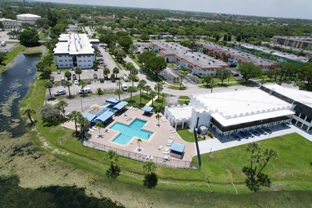 2 of 33 - 4751 Nw 21st Street #303, Lauderhill, FL