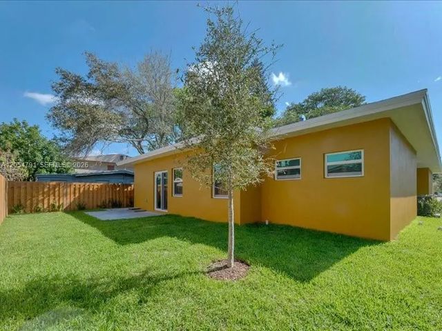 2 of 11 - 1541 Sw 44 Avenue, Fort Lauderdale, FL