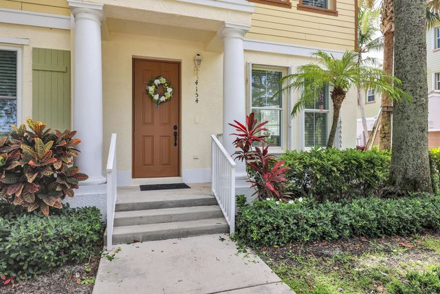2 of 31 - 4154 Stadium Drive, Jupiter, FL