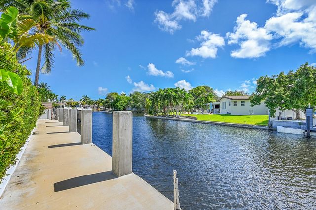 4 of 65 - 1080 Se 9th Avenue, Pompano Beach, FL