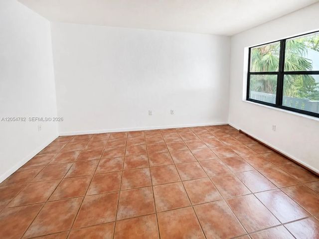5 of 16 - 10370 Sw 220th Street #228, Cutler Bay, FL