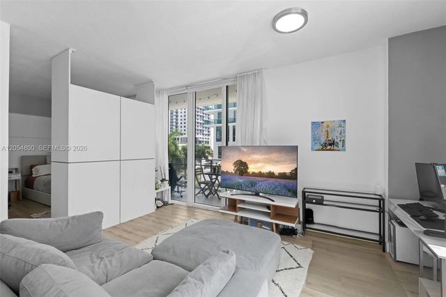 4 of 33 - 350 Ne 24th Street #401, Miami, FL