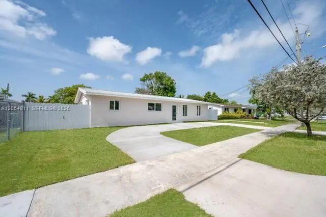 4 of 47 - 10040 Sw 215th Street, Cutler Bay, FL