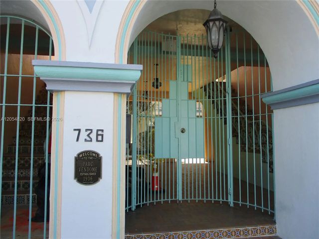 2 of 5 - 736 13 Street #112, Miami Beach, FL