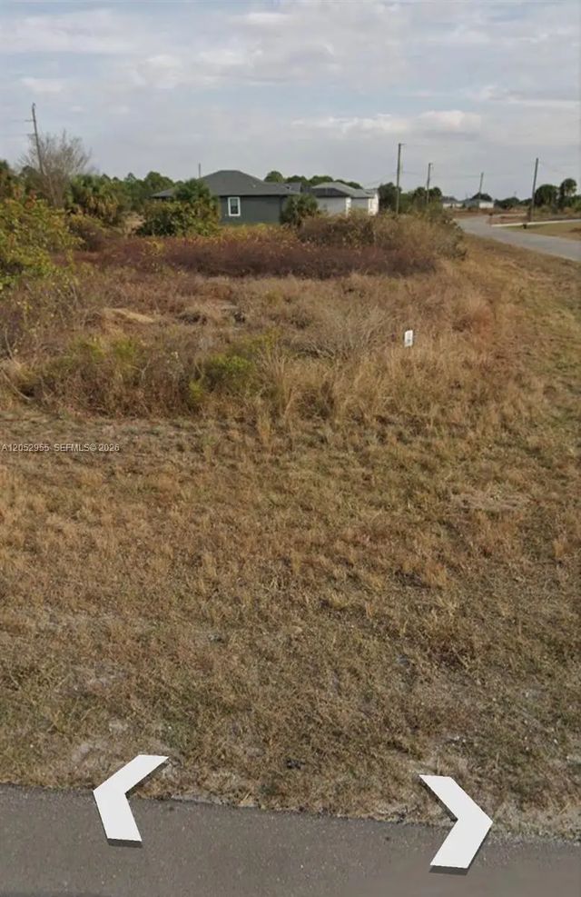 2 of 7 - 8026 Olive Circle, LaBelle, FL