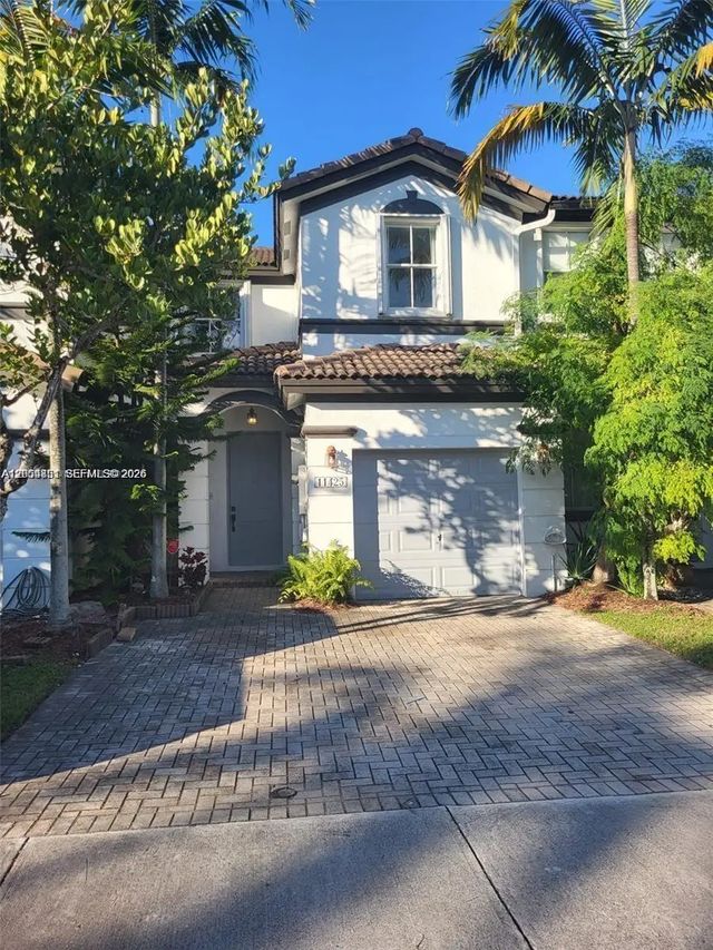 2 of 43 - 11425 Nw 76th Terrace, Doral, FL