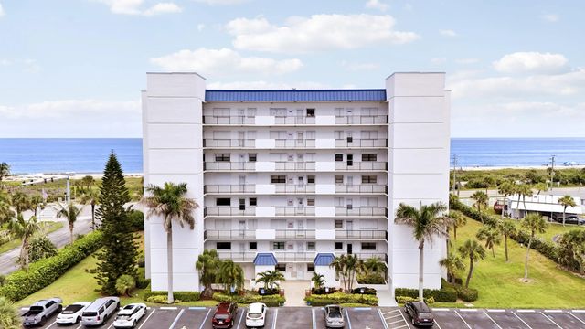 4 of 44 - 5151 N Hwy A1a #114, Fort Pierce, FL