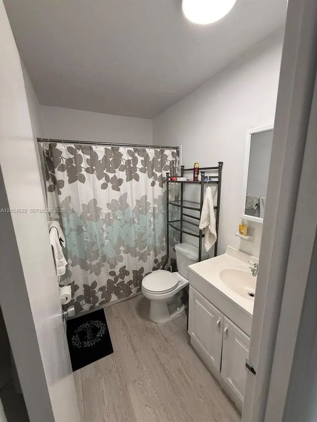 2 of 13 - 3536 Ne 168th Street #403, North Miami Beach, FL