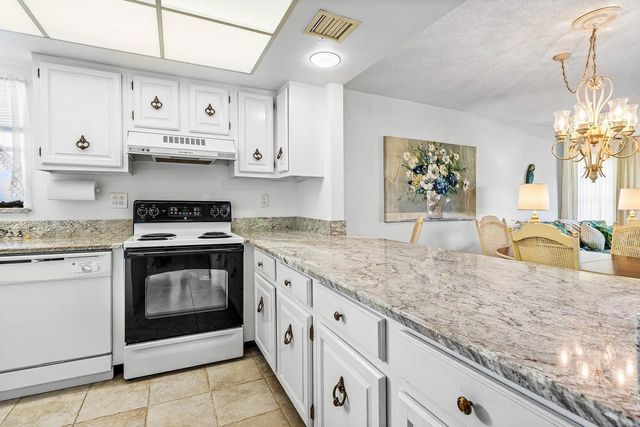 4 of 45 - 4085 Kittiwake Court #kittiwake, Boynton Beach, FL