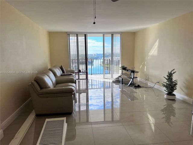 3 of 14 - 18151 Ne 31st Court #1505, Aventura, FL