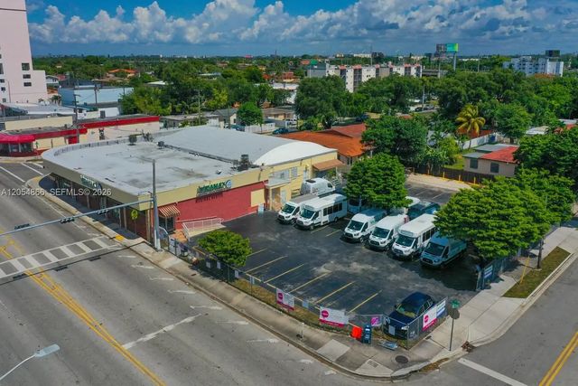 4 of 4 - 721 Nw 21st Court, Miami, FL