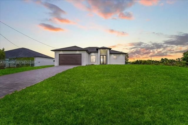 3371 Meadow Road, Lehigh Acres