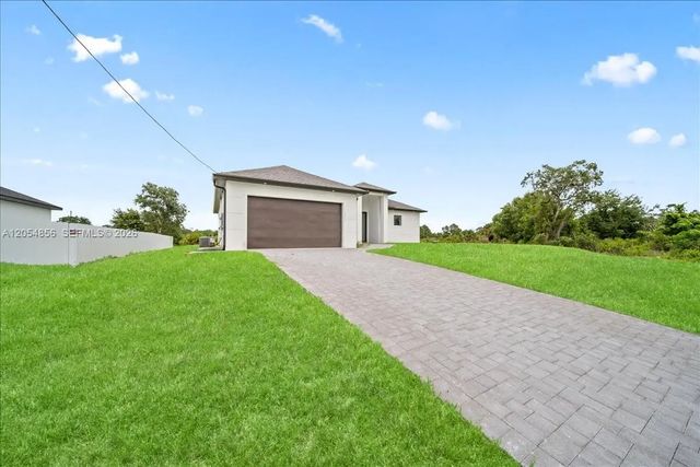 4 of 30 - 3371 Meadow Road, Lehigh Acres, FL