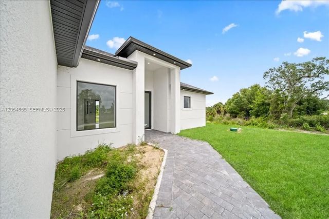 5 of 30 - 3371 Meadow Road, Lehigh Acres, FL