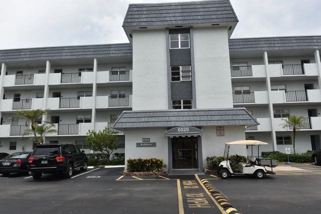 6020 Nw 44th Street #304, Lauderhill