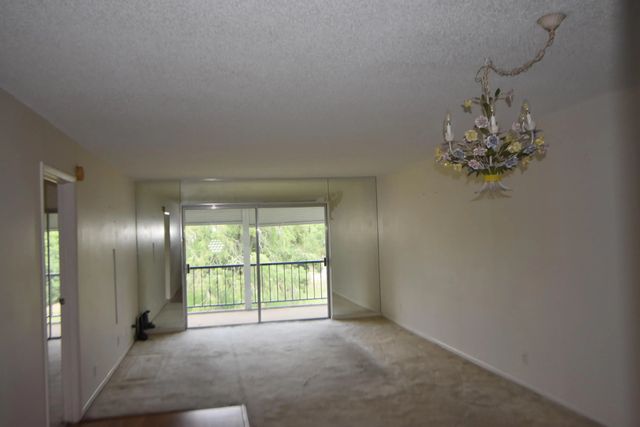 5 of 27 - 6020 Nw 44th Street #304, Lauderhill, FL