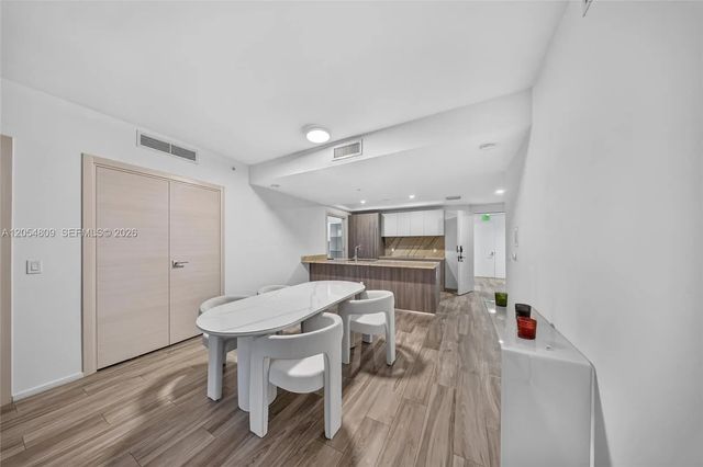 3 of 26 - 801 S Miami Avenue #3010, Miami, FL