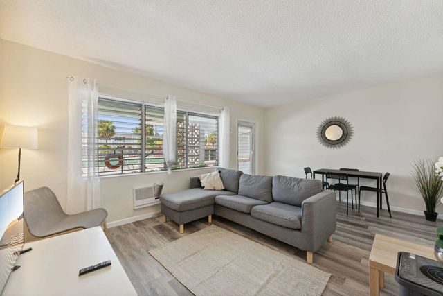 1450 Ne 170th Street #114, North Miami Beach
