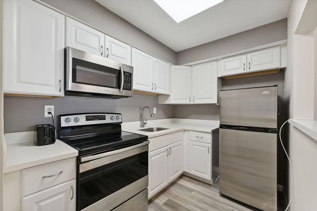 3 of 18 - 1450 Ne 170th Street #114, North Miami Beach, FL