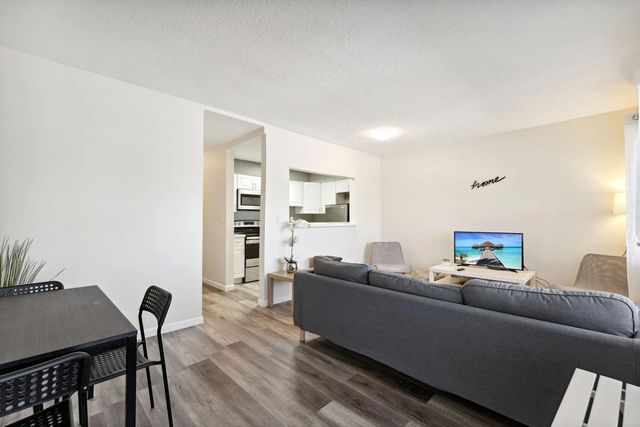 5 of 18 - 1450 Ne 170th Street #114, North Miami Beach, FL