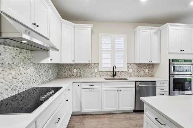 1636 Trailhead Terrace, Hollywood