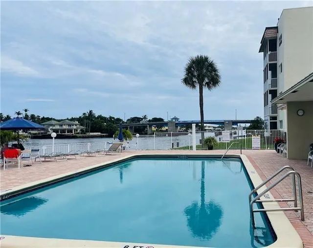 624 Snug Harbor Drive #b7, Boynton Beach