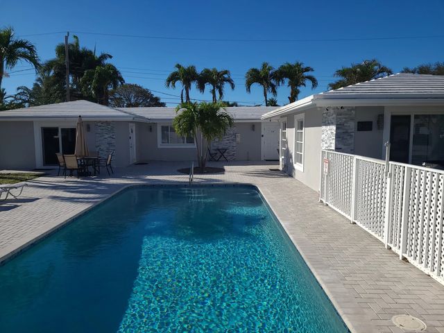 2 of 22 - 5423 Ne 22nd Terrace, Fort Lauderdale, FL