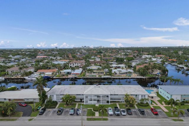2 of 34 - 2400 Ne 36th Street #10, Lighthouse Point, FL