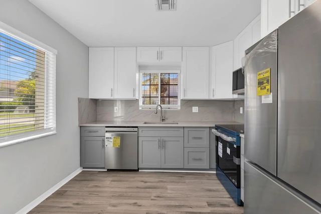 4 of 70 - 1130 Sw 44th Avenue, Deerfield Beach, FL
