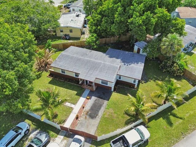 5 of 15 - 1313 Nw 13th Court, Fort Lauderdale, FL